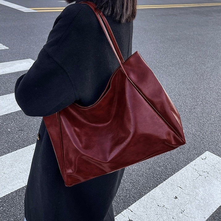 Amara - Retro Leather Bag