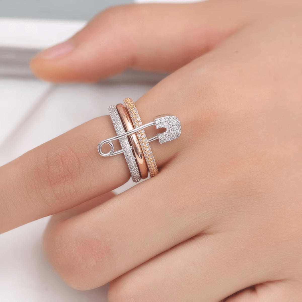 SCARLETT | ELEGANT RING